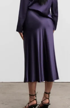 Ahlvar Gallery - Hana Satin Skirt - Plum