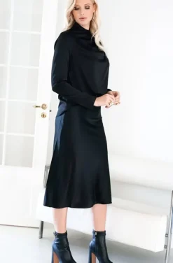 Ahlvar Gallery - Hana Silk Skirt Black