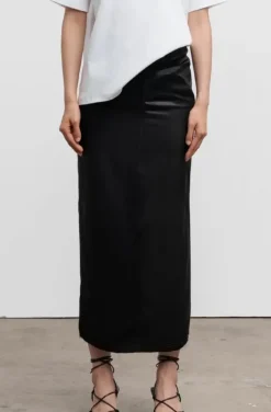 Ahlvar Gallery - Mika Skirt - Black