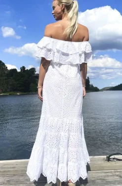 Blond Hour - Formentera Offshoulder Maxidress - White
