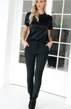 Blond Hour - Perfect Shiny Roundneck Top - Black