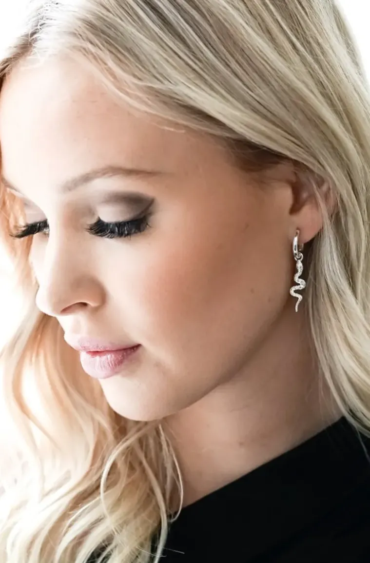 Carolina Gynning Jewelry - Snake Earrings Silver