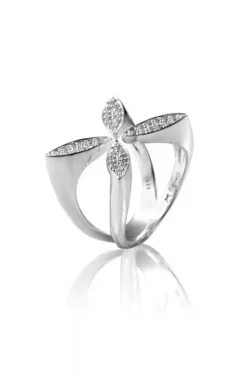 Carolina Gynning Jewelry - Sparkling Ellipse Ring Silver