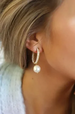 Caroline Svedbom - Kaia Pearl Earring - Rhodium Crystal