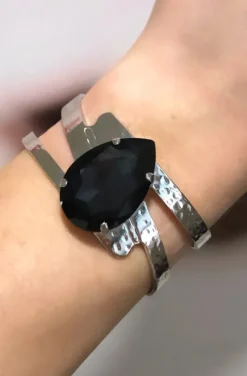 Caroline Svedbom - perfect drop bangle rhodium graphite