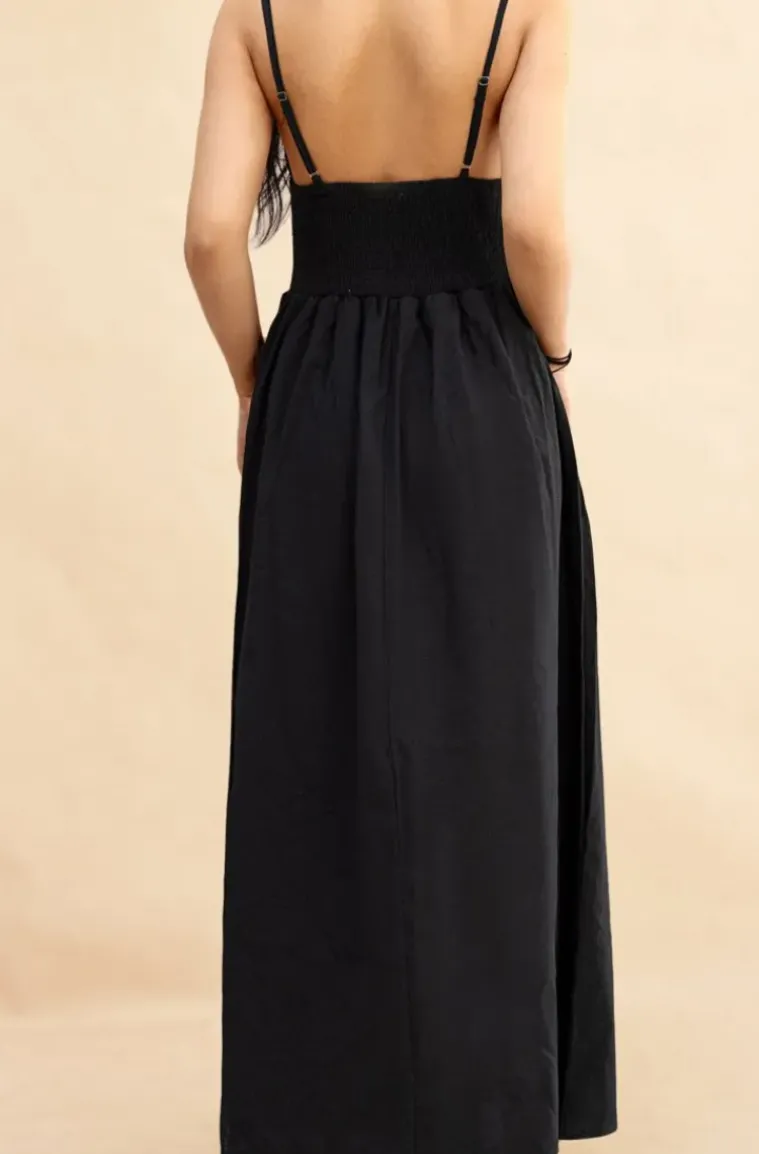 Mixed Brands - Dress with smock 9515 - Black