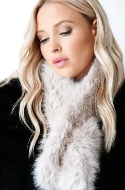 Mixed Brands - Fake fur Scarf MZ01 - Beige