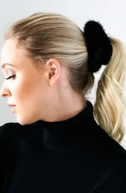 Mixed Brands - Fake fur Scrunchie M06 - Black