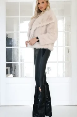 Mixed Brands - Faux Fur Jacket Short with wide collar 40920 - Beige