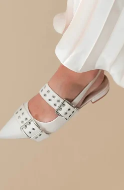 Mixed Brands - Flat Buckle Shoe 2747 - Beige
