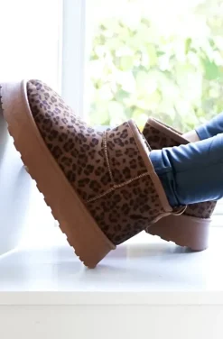 Mixed Brands - Leo boots 2564