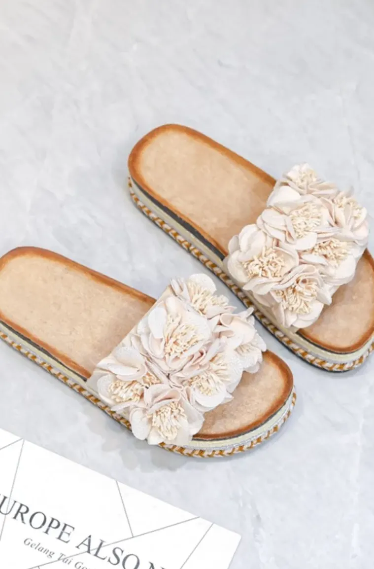 Mixed Brands - Sandal with flowers 7078 - Beige