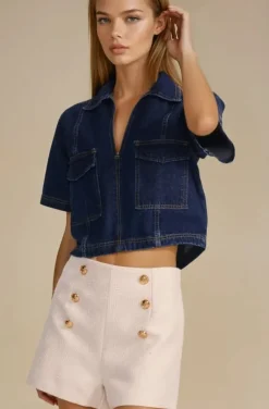Mixed Brands - Shorts with chic buttons 4935 - Beige