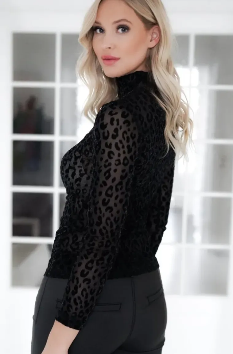 Mixed Brands - Velvet Leo Top 1315 - Black
