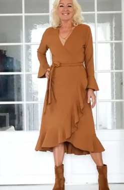 Susanne Nordström <3 Blond Hour - The Perfect Wrap Dress - Camel bi-stretch