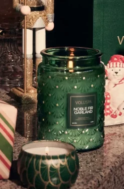 Voluspa - Noble Fir Garland Large Jar Candle
