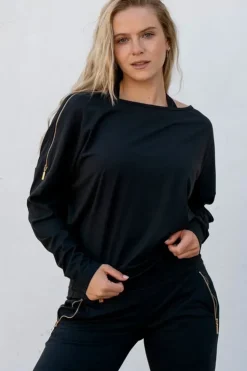 Wallderinska - Edge Casual Zip Sweater